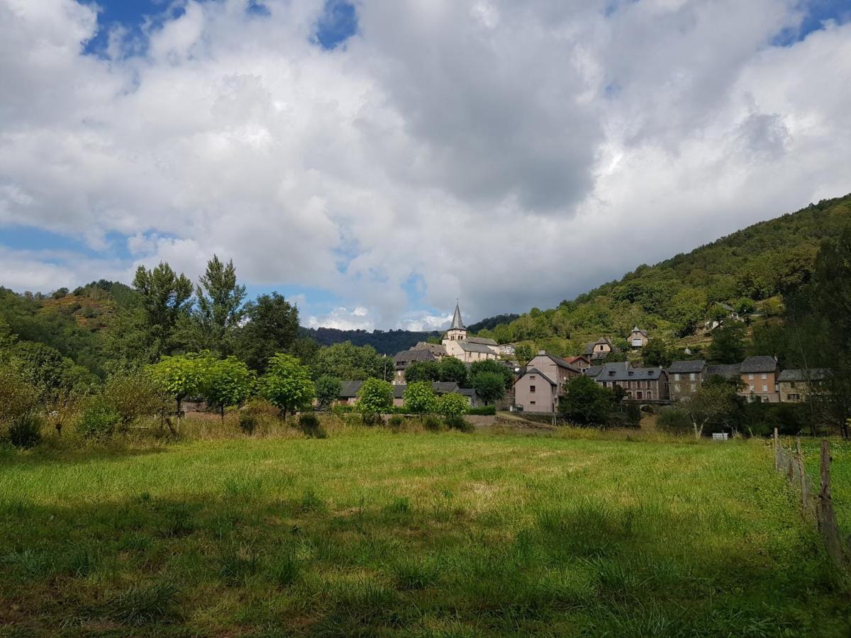 Village 17 Gites, Piscine, Restaurant , 2 Gites Avec Spa, 3Km De Conques Extérieur photo