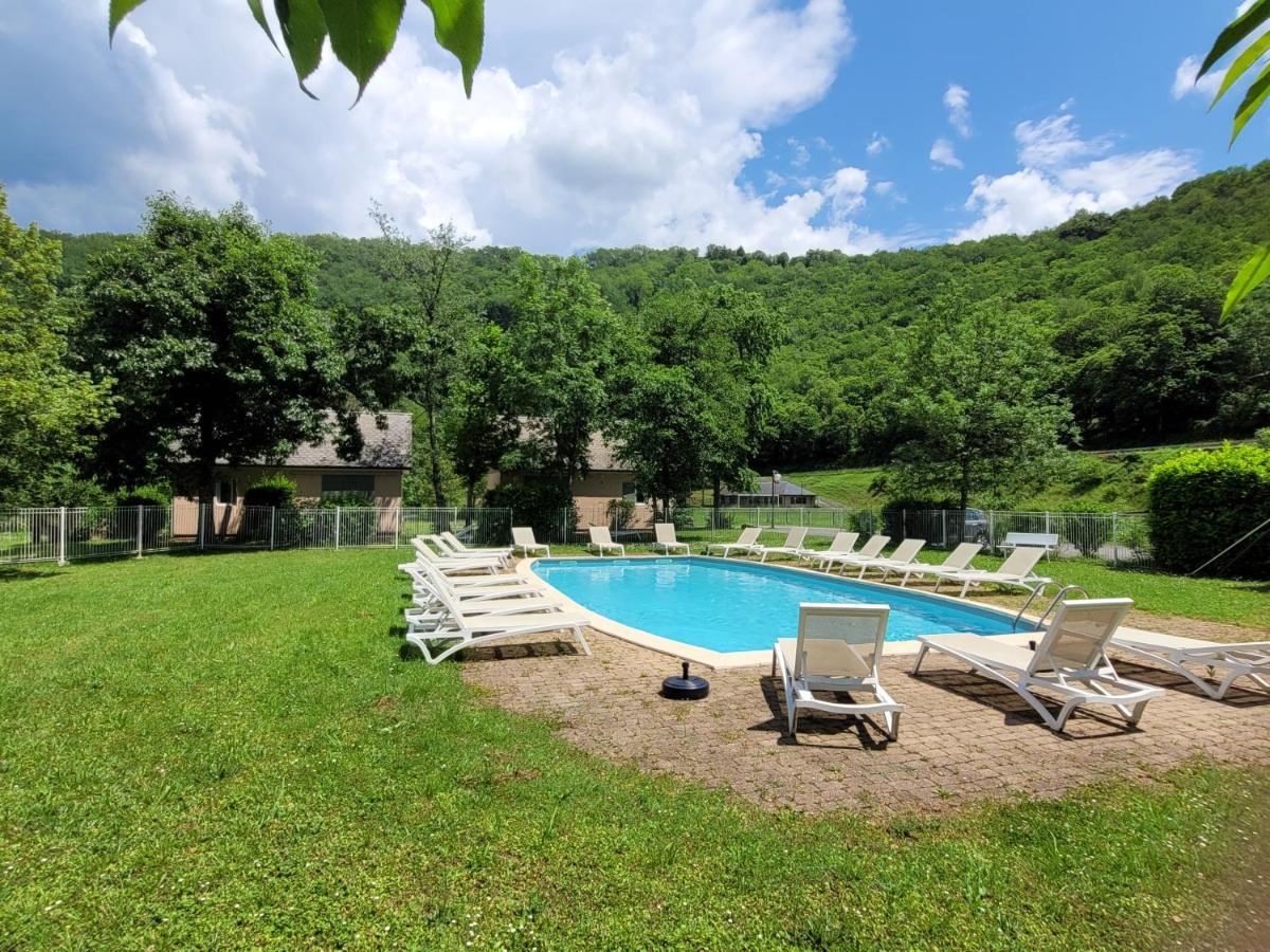 Village 17 Gites, Piscine, Restaurant , 2 Gites Avec Spa, 3Km De Conques Extérieur photo