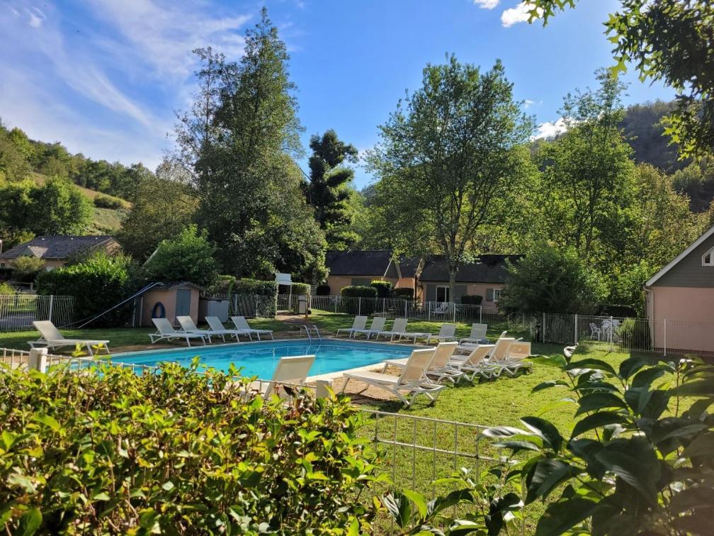 Village 17 Gites, Piscine, Restaurant , 2 Gites Avec Spa, 3Km De Conques Extérieur photo